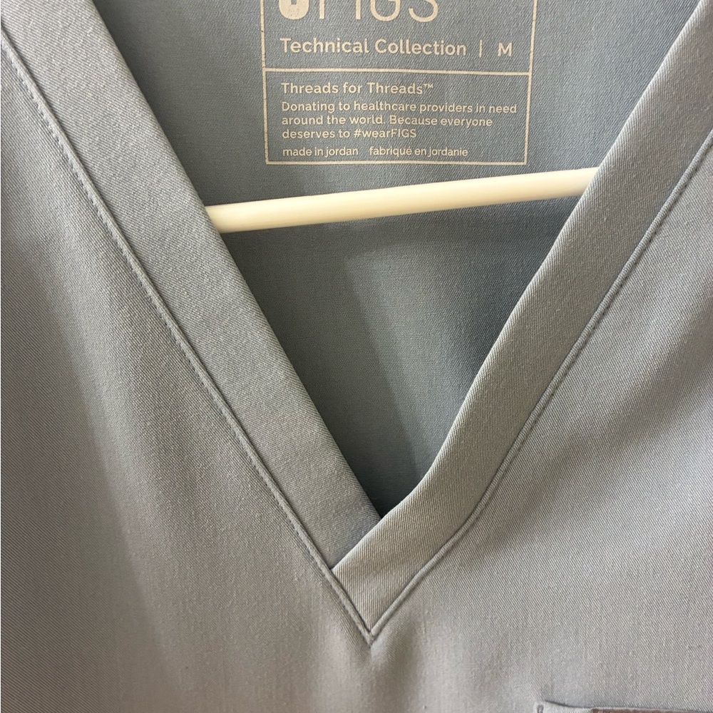 FIGS Dusty blue scrub set Catarina Top + Relaxed Jogger Pants; Size medium - Picture 2 of 6